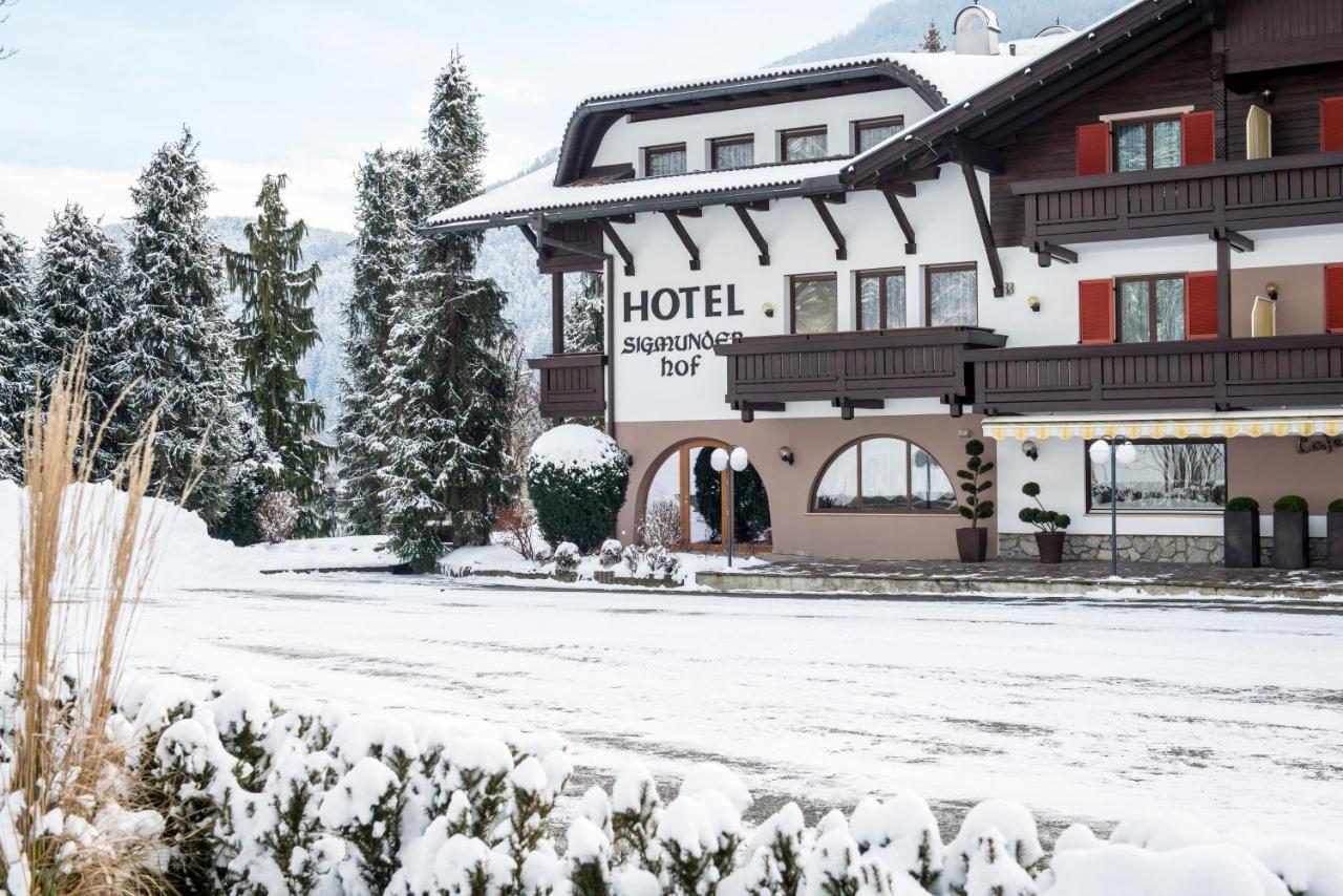 Hotel Sigmunderhof Chienes Exterior foto